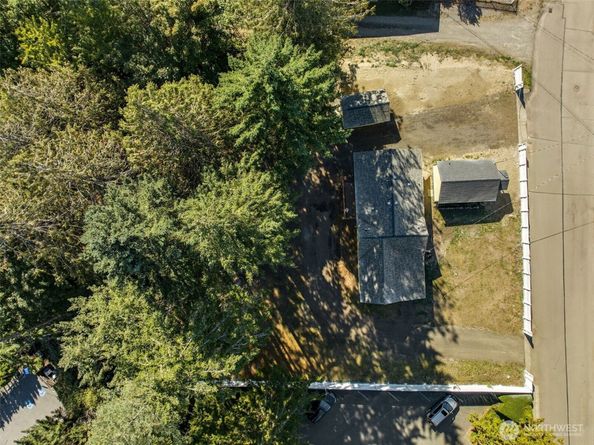 20310 NW Cedar Lane, Poulsbo WA 98370