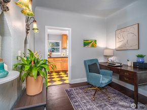 5417 40th Avenue SW, Seattle WA 98136