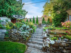 5417 40th Avenue SW, Seattle WA 98136