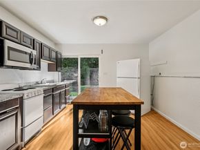 8032 71st Place SE, Snohomish WA 98290