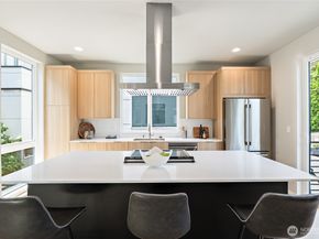 1801 NW 65th Street C, Seattle WA 98117