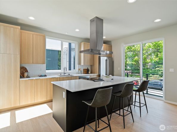 1801 NW 65th Street C, Seattle WA 98117