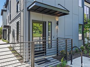 1801 NW 65th Street C, Seattle WA 98117