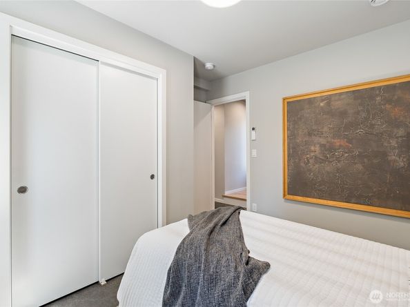 1801 NW 65th Street C, Seattle WA 98117