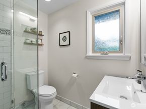 10528 15th Avenue NW, Seattle WA 98177