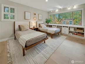 10528 15th Avenue NW, Seattle WA 98177