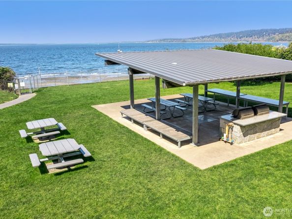 10528 15th Avenue NW, Seattle WA 98177