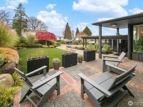 10528 15th Avenue NW, Seattle WA 98177