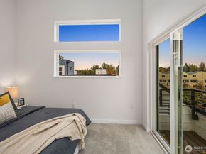 546 S Cloverdale Street B, Seattle WA 98108