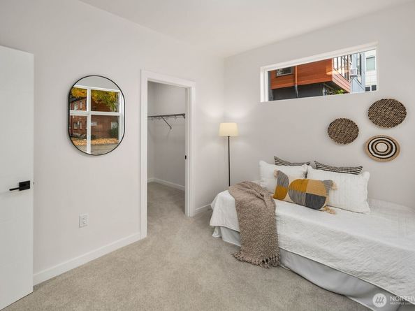 546 S Cloverdale Street B, Seattle WA 98108