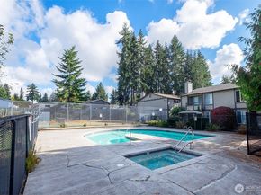 4701 176th Street SW A6, Lynnwood WA 98037