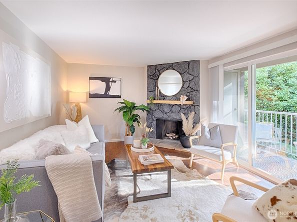 4701 176th Street SW A6, Lynnwood WA 98037