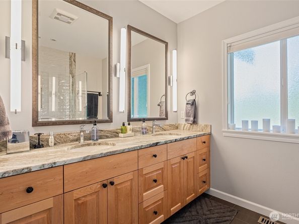 15618 163rd Avenue NE, Woodinville WA 98072