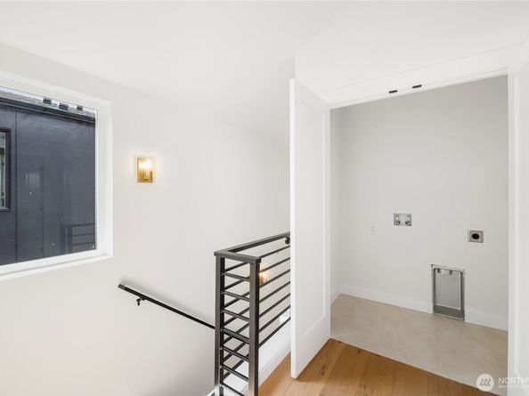 1807 SW Elmgrove Street, Seattle WA 98106