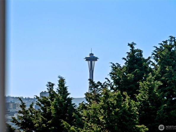 2214 Broadway E A, Seattle WA 98102
