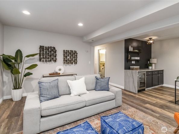 10621 NE 147th Street, Bothell WA 98011