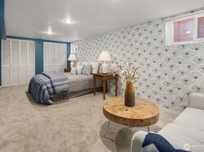 7519 24th Avenue NW, Seattle WA 98117