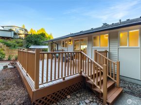 16433 9th Avenue SW, Burien WA 98166