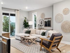12207 137th Place NE 2602, Redmond WA 98052