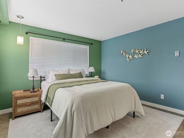 1100 Harrington Ave NE 306, Renton WA 98056
