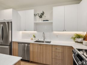 10827 11th Avenue NE, Seattle WA 98125