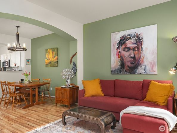 3737 S Holly Park Drive 2, Seattle WA 98118
