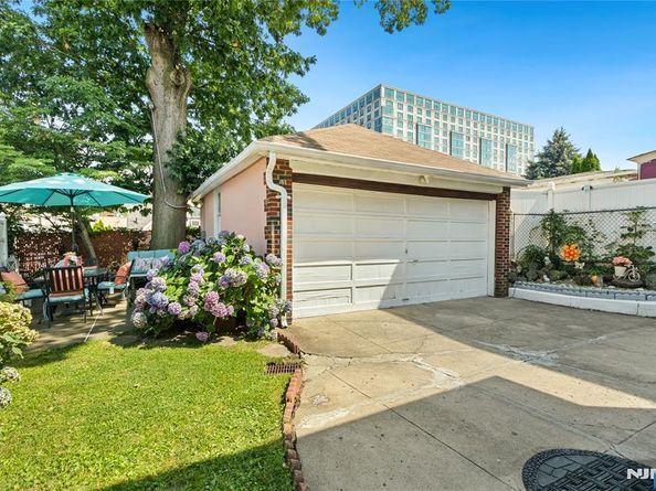 710 Hillside Avenue, Cliffside Park NJ 07010