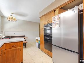 250 Cliff Street, Cliffside Park NJ 07010