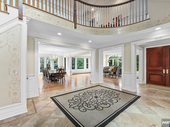 1 Euclid Road, Fort Lee NJ 07024