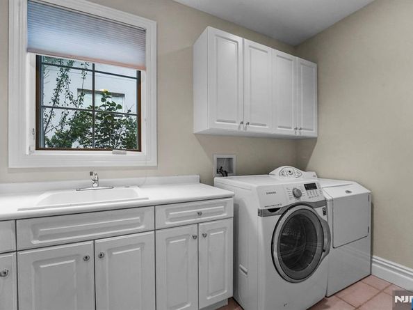 1 Euclid Road, Fort Lee NJ 07024
