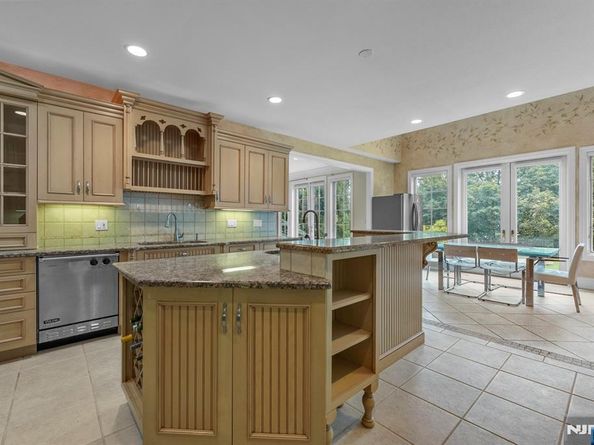1 Euclid Road, Fort Lee NJ 07024