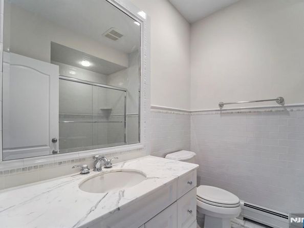 1 Euclid Road, Fort Lee NJ 07024