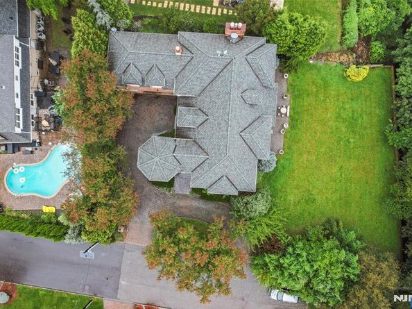 1 Euclid Road, Fort Lee NJ 07024