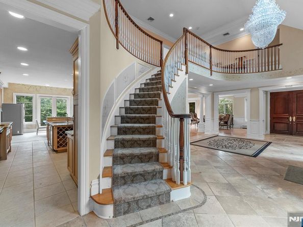 1 Euclid Road, Fort Lee NJ 07024