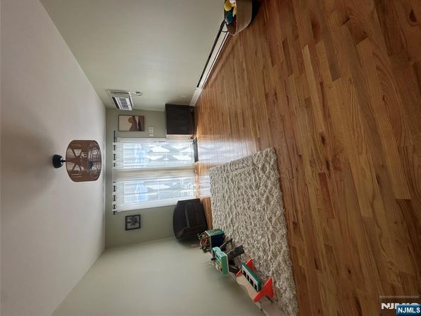 52 Fairview Avenue, Secaucus NJ 07094