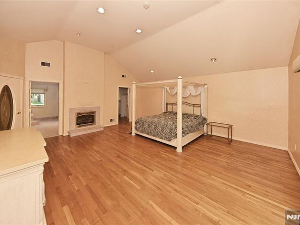 5 Ellington Place, Englewood Cliffs NJ 07632