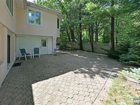 5 Ellington Place, Englewood Cliffs NJ 07632