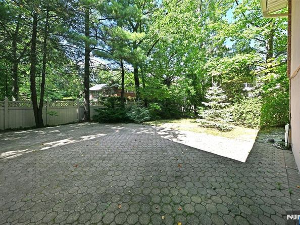 5 Ellington Place, Englewood Cliffs NJ 07632