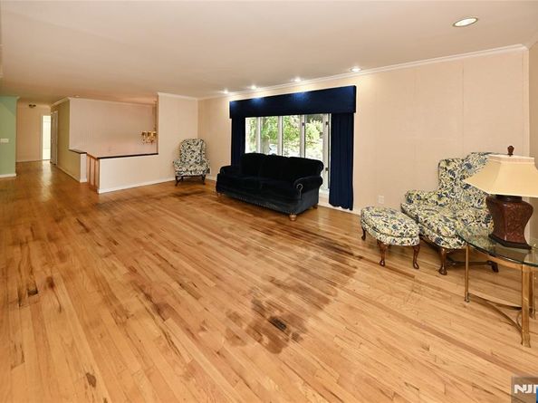 5 Ellington Place, Englewood Cliffs NJ 07632