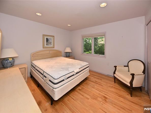 5 Ellington Place, Englewood Cliffs NJ 07632