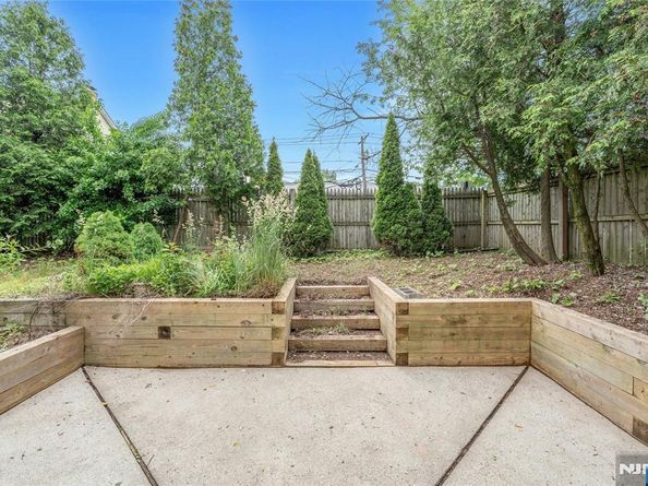 2410 3rd Street, Fort Lee NJ 07024