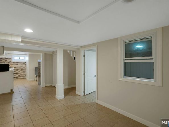 503 Greenmount Avenue, Ridgefield NJ 07657