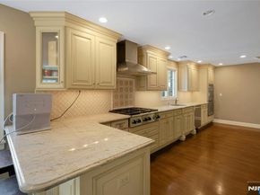 503 Greenmount Avenue, Ridgefield NJ 07657