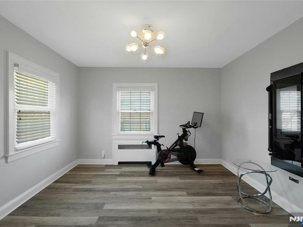 503 Greenmount Avenue, Ridgefield NJ 07657