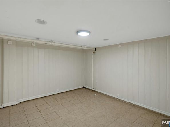 503 Greenmount Avenue, Ridgefield NJ 07657