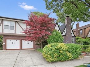 497 Oakdene Avenue, Ridgefield NJ 07657