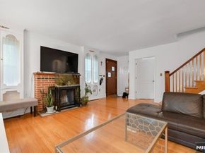 497 Oakdene Avenue, Ridgefield NJ 07657