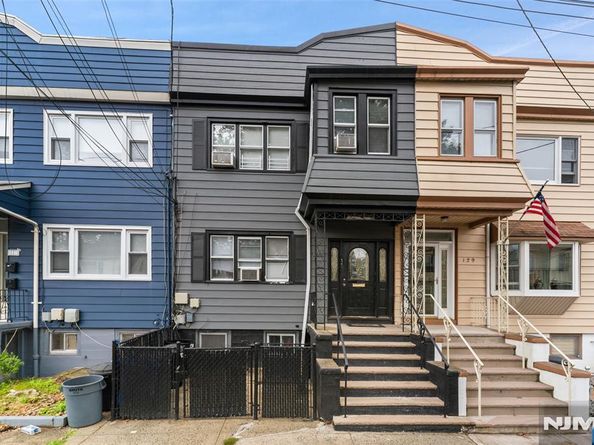 127A Terhune Avenue, Jersey City NJ 07305