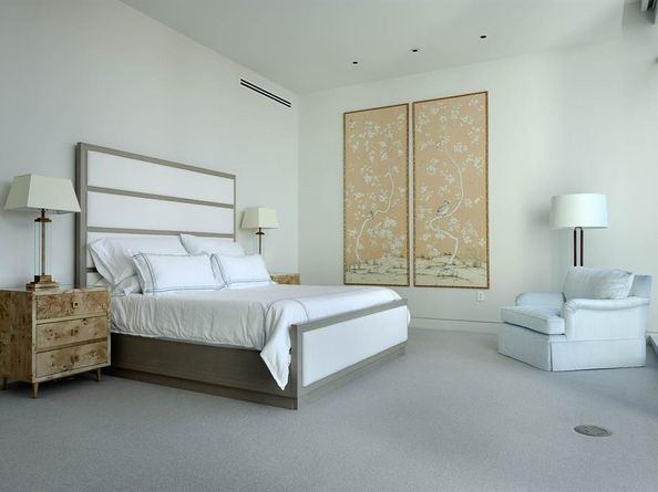 1747  Leonard Street  802, Dallas Texas 75201