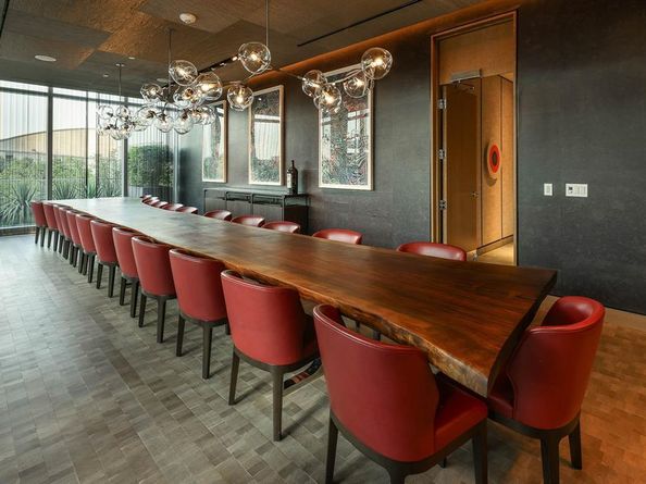 1747  Leonard Street  802, Dallas Texas 75201